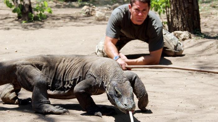 Menjadikan Pulau Komodo Wisata Ekslusif, layak kah?