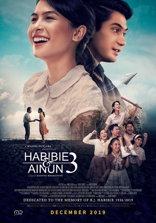 Melipir ke Kantor MD Pictures Yuk, Ada Poster Raksasa Habibie &amp; Ainun 3!