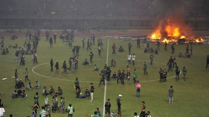 Cintailah Persebaya Tanpa Membuatnya "Menderita"