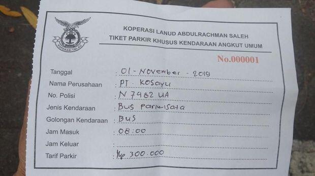 Viral Tarif Parkir Rp 300 Ribu di Bandara Abdulrachman Saleh Malang