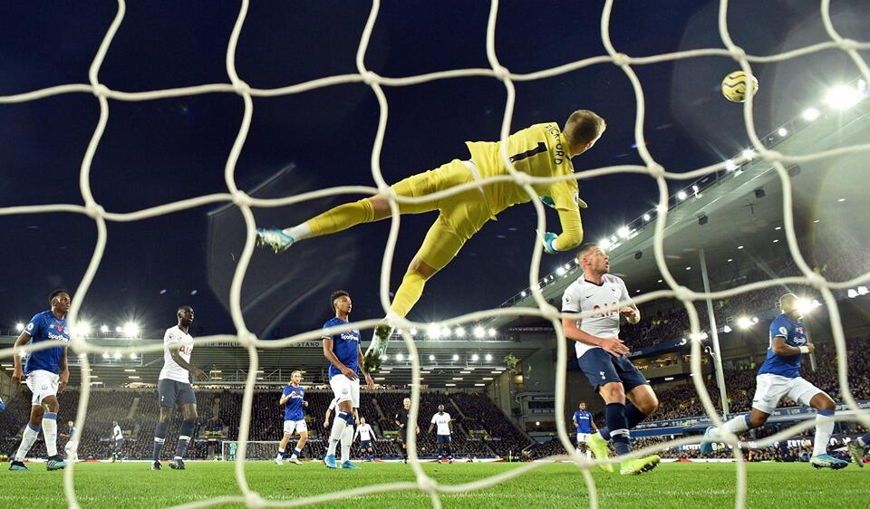 Everton vs Tottenham Hotspur Sama Kuat 1-1