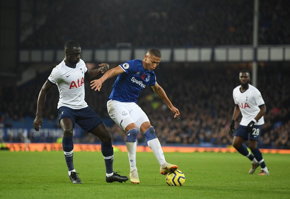Everton vs Tottenham Hotspur Sama Kuat 1-1