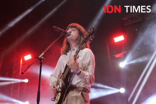10 Keseruan Penampilan Band Indie FUR di Panggung Hari Kedua GUDFEST