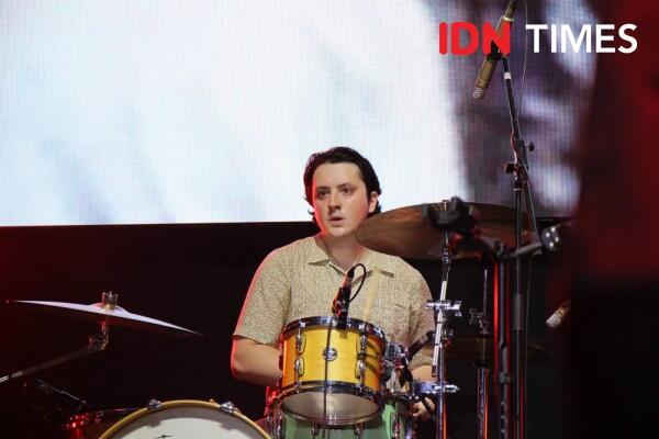 10 Keseruan Penampilan Band Indie FUR di Panggung Hari Kedua GUDFEST