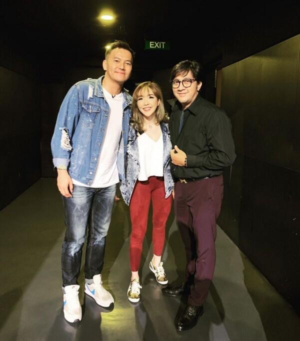 9 Ide OOTD Couple ala Gisel & Wijin, Kompak dalam Berbagai Gaya