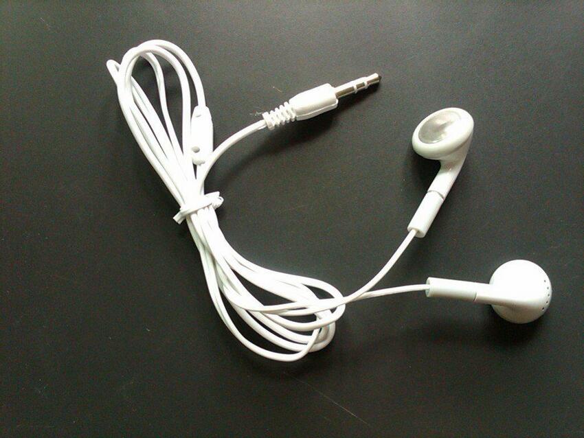 Ini 6 Hal yang Wajib Kamu Pertimbangkan Sebelum Beli Earphone