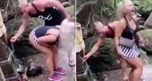 Deretan Turis Asing Kurang Ajar yang Pernah Bikin Onar di Indonesia