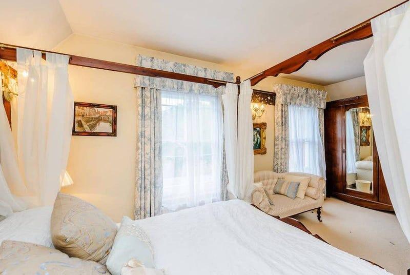Godric's Hollow, Rumah Harry Potter di Inggris Kini Disewakan di Airbnb!