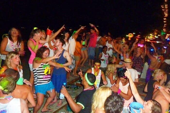 Full Moon Party, Pesta di Pinggir Pantai Haad Rin yang menjadi Primadona Dunia