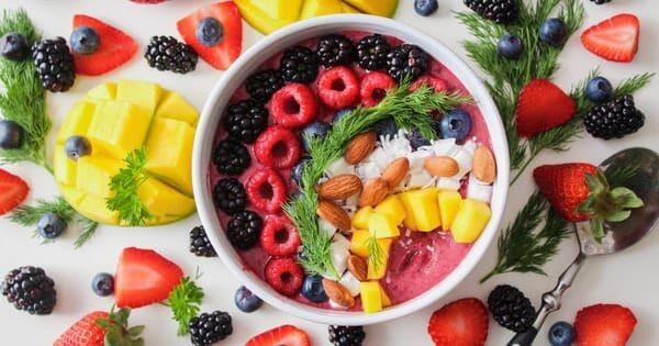 5 Rekomendasi Makanan Manis Pengganti Gula Pasir yang Lebih Sehat