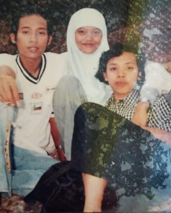 9 Potret Lawas dan Menggemaskan Denny Cagur, Sudah Lucu sejak Dulu