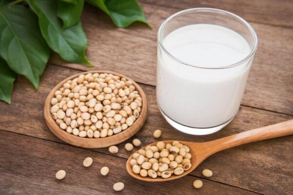 5 Tips Membuat Susu Kedelai Lezat dan Mengenyangkan, Anti Langu!