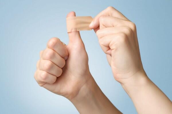 Kenapa Paper Cut Terasa Sangat Sakit? Ini Penjelasannya Menurut Sains!