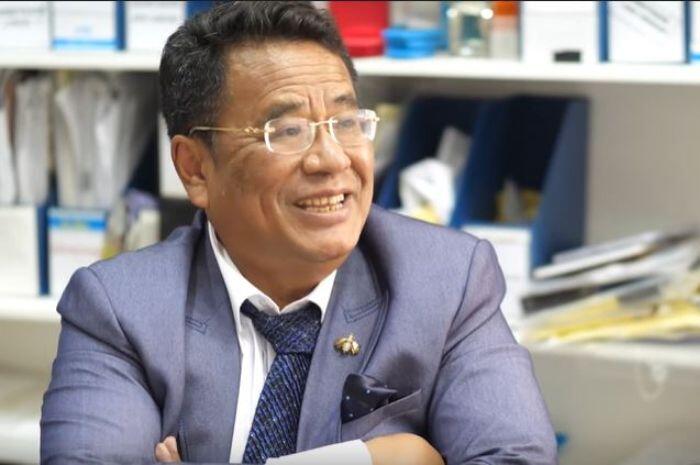 Hotman Paris Hutapea, Pengacara Kaya Raya yang Menginspirasi Generasi Muda!