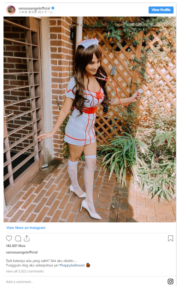 Vanessa Angel Unggah Foto Pakai Kostum Ala Suster Jepang, Warganet: Mirip Miyabi