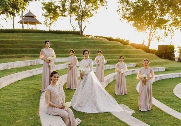 Gak Perlu WO, Ini 6 Tugas yang Bisa Diserahkan ke Bridesmaids