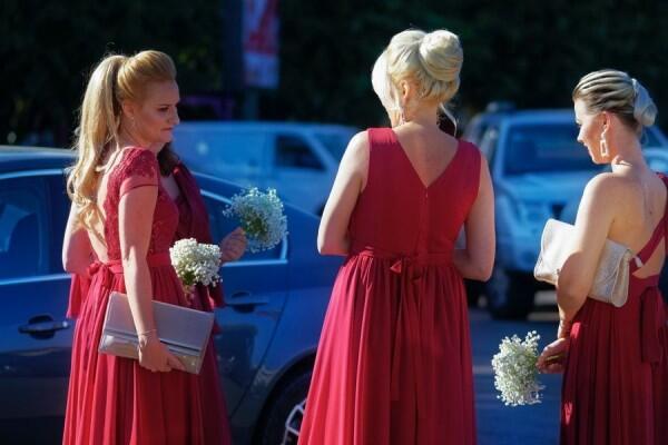 Gak Perlu WO, Ini 6 Tugas yang Bisa Diserahkan ke Bridesmaids