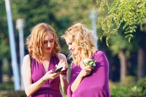 Gak Perlu WO, Ini 6 Tugas yang Bisa Diserahkan ke Bridesmaids