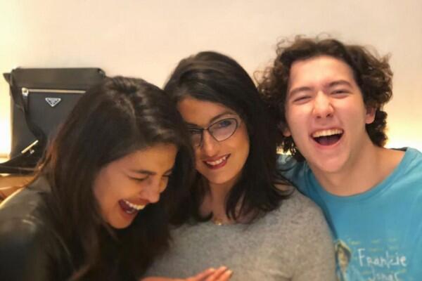10 Potret Frankie Jonas, Adik Jonas Brothers yang Keren Banget!