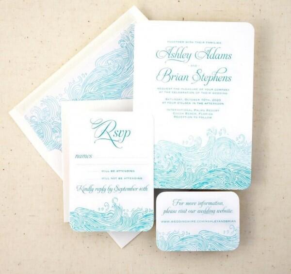 9 Inspirasi Desain Undangan Pernikahan Tema Pantai, Unik Banget!