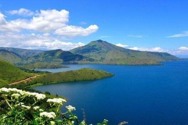 Danau Paniai, Surga Air Tawar nan Eksotis di Papua
