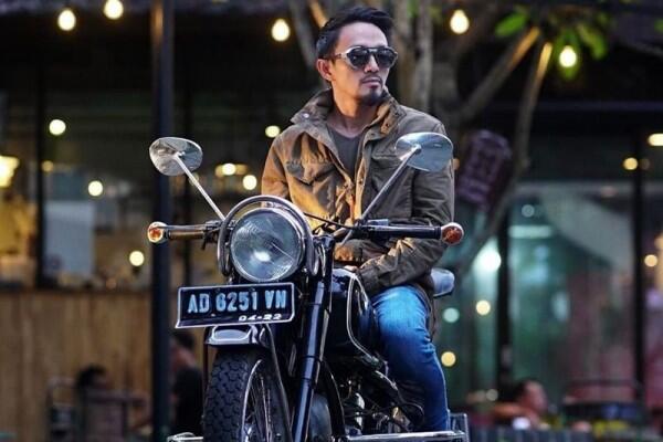 10 Potret Ricky Zainal, Produser Ammar TV hingga Pencinta MOGE