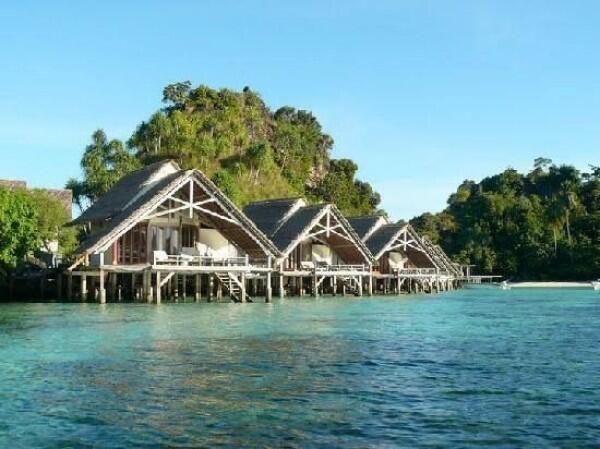10 Penginapan Tepi Pantai Paling Indah di Indonesia, bak Surga Dunia!