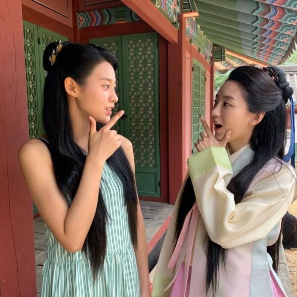Kembali Bermain Drama, 10 Potret Sendu Seolhyun AOA di My Country
