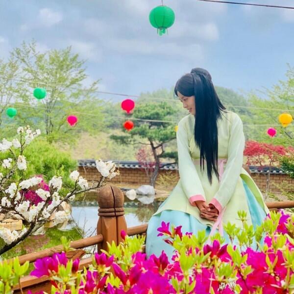 Kembali Bermain Drama, 10 Potret Sendu Seolhyun AOA di My Country