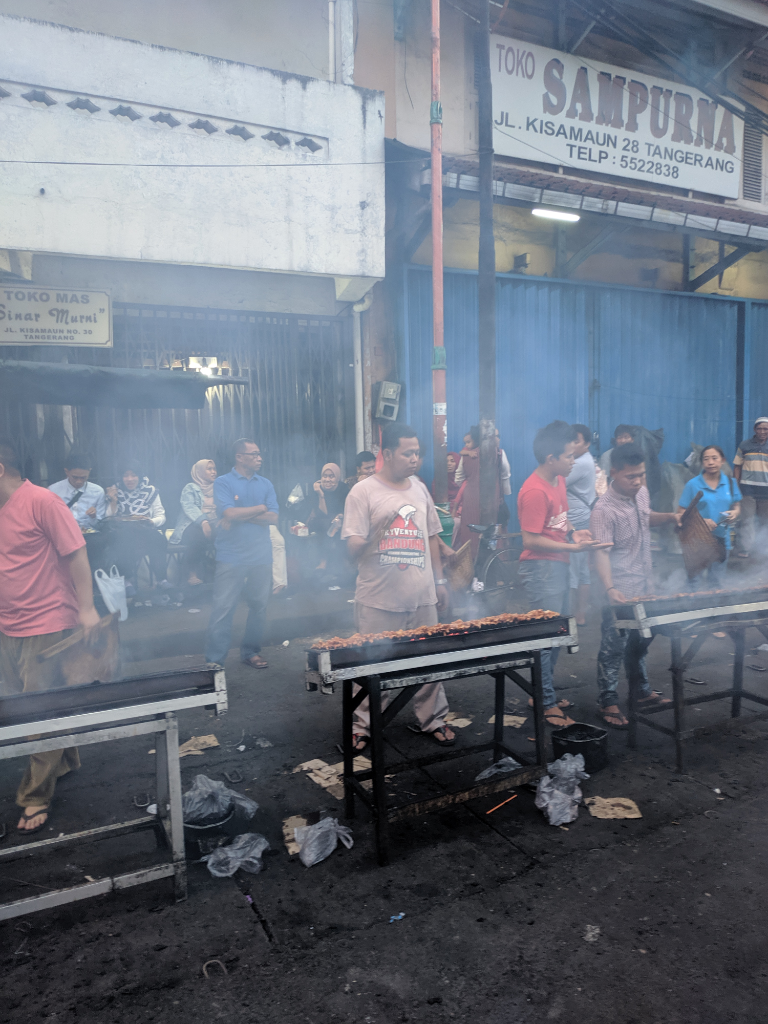 Pasar Lama Tangerang, 8 Rekomendasi Kuliner Dari Saya Tapi Jangan Gampang Percaya