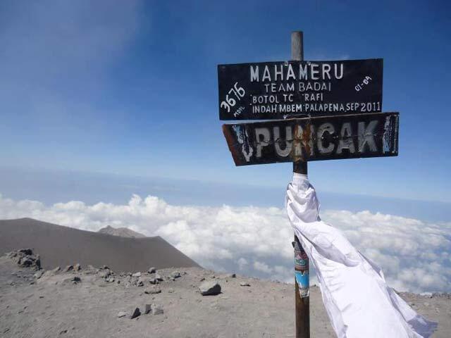 Inspirasi Dari Keindahan Mahameru Yang Tak Terbantahkan