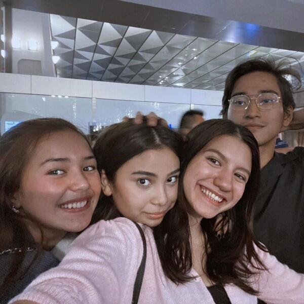 10 Momen Persahabatan Cassandra Lee dan Sephora Sievert, Manis Banget!