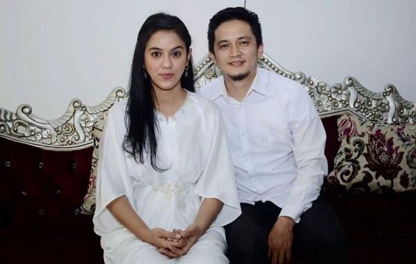 Syahdu Banget, 10 Potret Pernikahan 'Mak Lampir' Varissa Camelia