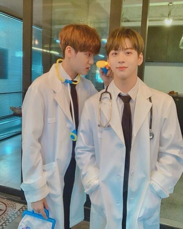 9 Fakta Menarik Kookheon & Yuvin Produce X 101, Bromance Goals!
