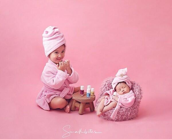 Baru Jadi Kakak, Ini 10 Potret Kompak Seraphina Rose dan Baby Sophia