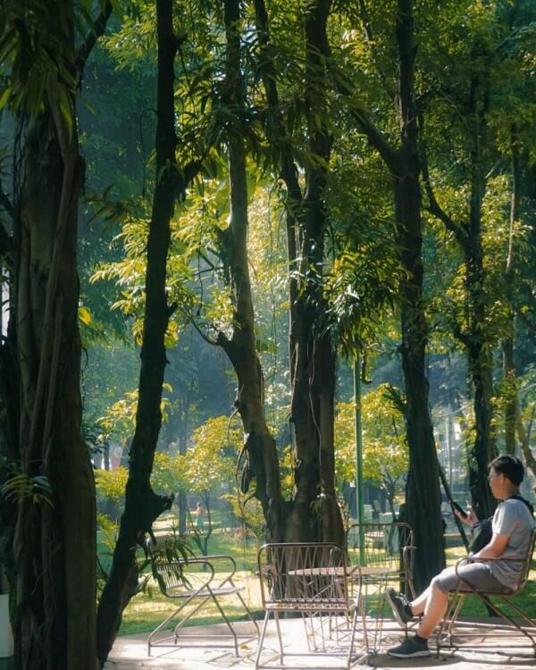 Sedang Bosan? 5 Taman Kota Bandung Ini Cocok untuk Hangout Sore Hari