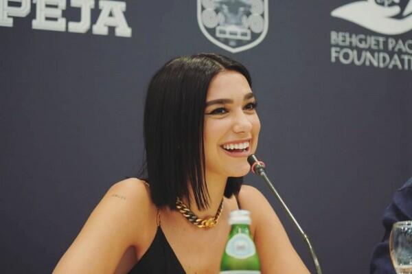 5 Pelajaran Cinta dari Lagu Terbaru Dua Lipa 'Don't Start Now'