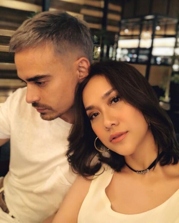 11 Tahun Menikah, 10 Potret Mesra BCL dan Asraf yang Selalu Harmonis