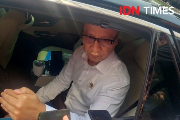 Menteri Agus Salahkan Konsumen yang Masih Beli Cangkul Impor