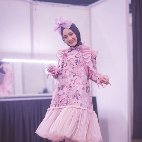 10 Potret Penampilan Lucu Fatin Shidqia Lubis yang Bikin Gemas