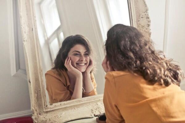 5 Cara Menghargai Diri Sendiri Sesuai dengan yang Kamu Inginkan