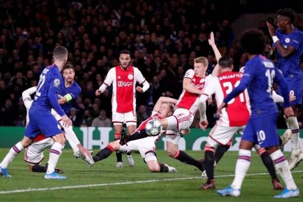 9 Pemain Ajax Tak Mampu Jaga Keunggulan di Laga Penuh Drama UCL