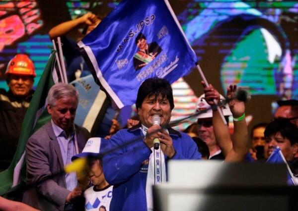 Wali Kota di Bolivia Diarak, Disemprot Cat dan Dipangkas Rambutnya
