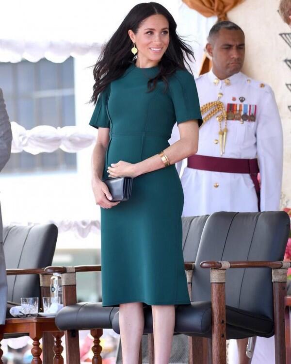 7 Langkah Makeup Pernikahan Glowing Meghan Markle, Tipis & Minimalis
