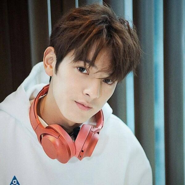 11 Potret Gagah Wang Run Ze, Pemeran Lin Kai Tuo di CDrama First Love