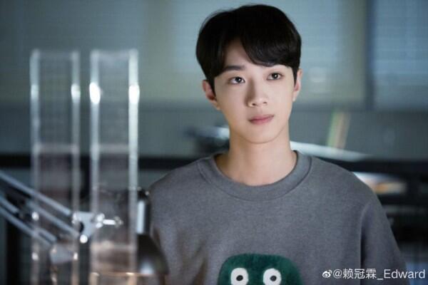 11 Potret Lai Kuanlin di CDrama First Love, Jadi Kakak Tingkat Idaman!