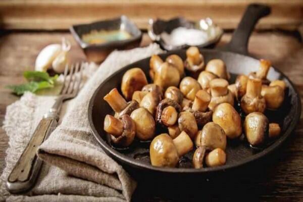 10 Makanan yang Ampuh Menjaga Daya Tahan Tubuh Saat Musim Hujan