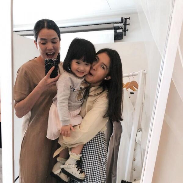 9 Potret Kebersamaan Alice Norin & Cut Syifa, Sahabat Rasa Saudara