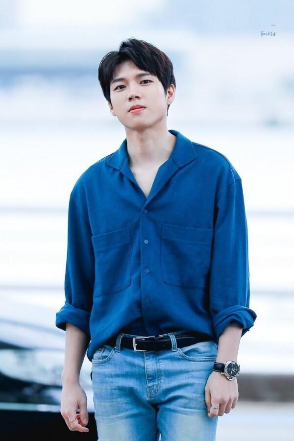Diam-diam Wajib Militer, Ini 10 Potret Woo Hyun INFINITE yang Memesona