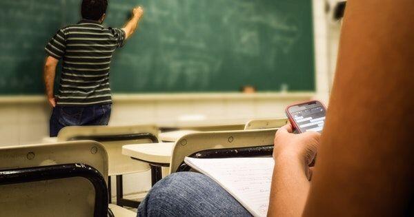 Tidak Efektif, Pengamat Nilai Pemerintah Harus Revisi Kurikulum 2013